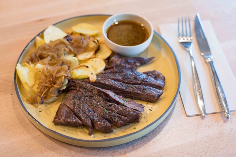 Entraña argentina con chimichurri